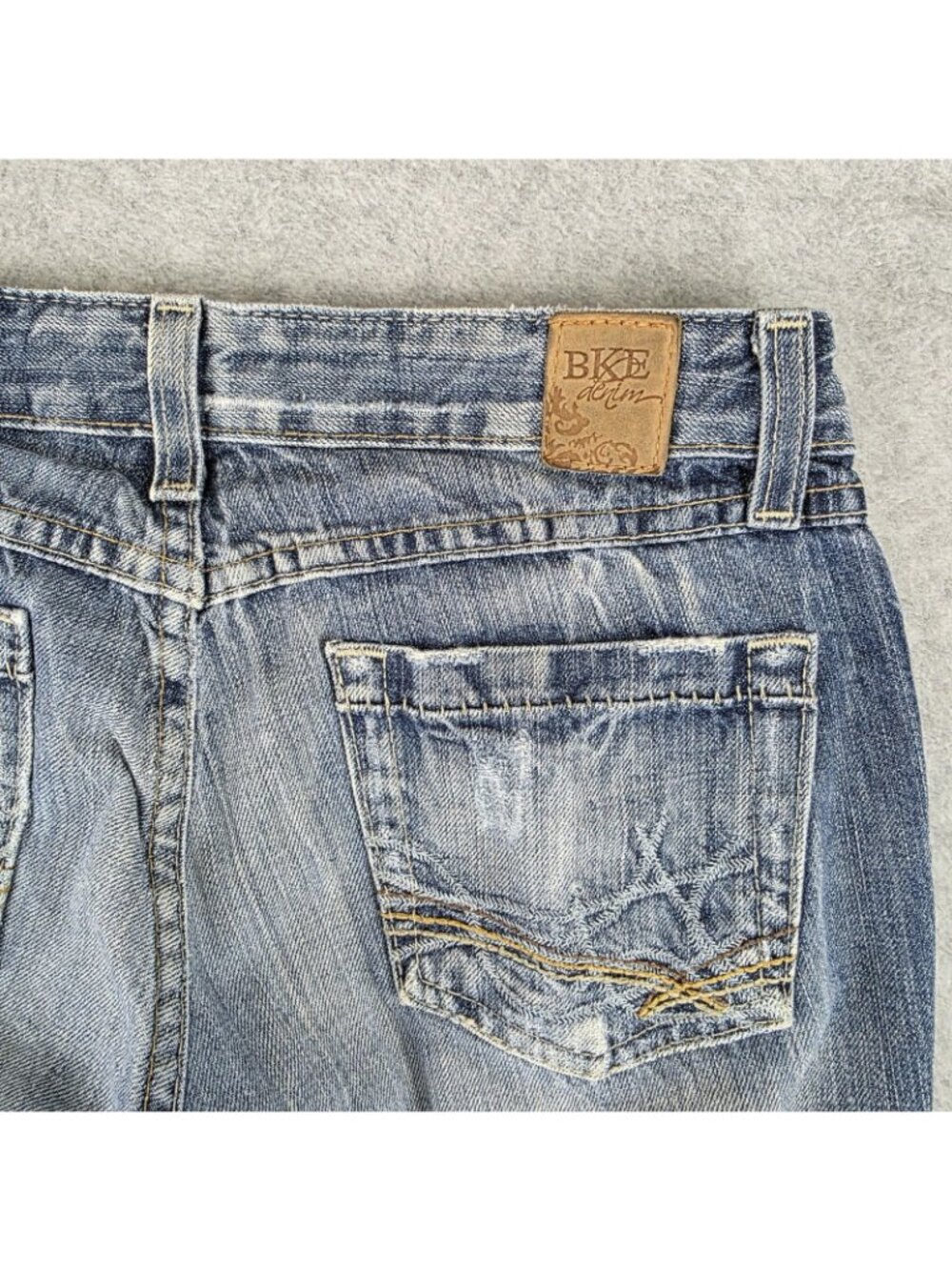 BKE Star Bootcut Jeans Womens 27x33.5 Blue Distressed Stretch Light Wash - Picture 5 of 9